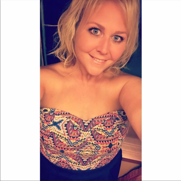 Meet your Posher, Crystal - Picture 1 of 1